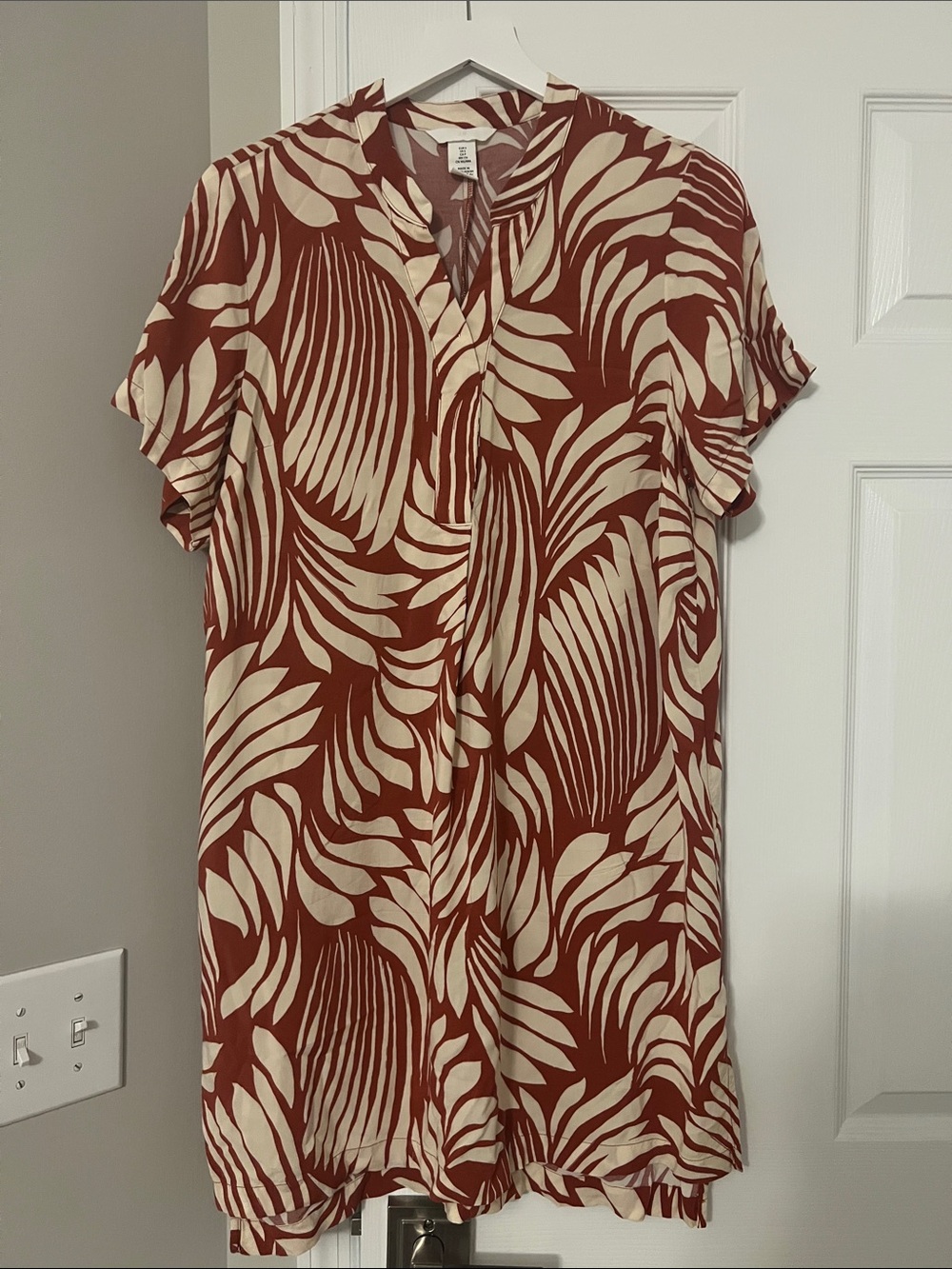H&M Rust & Cream Short-Sleeve Printed Midi Dress